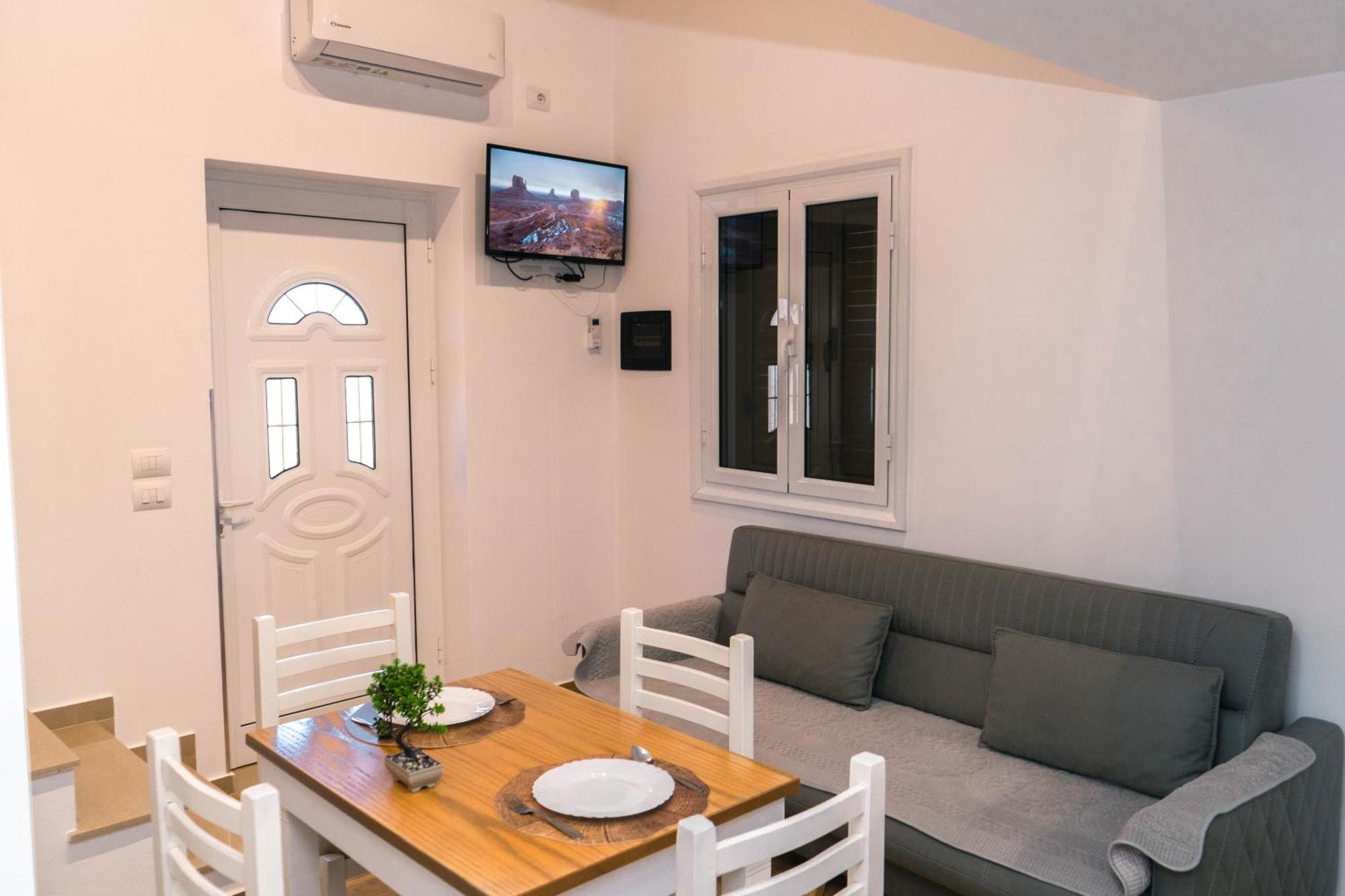 Vila Anxhelo Villa